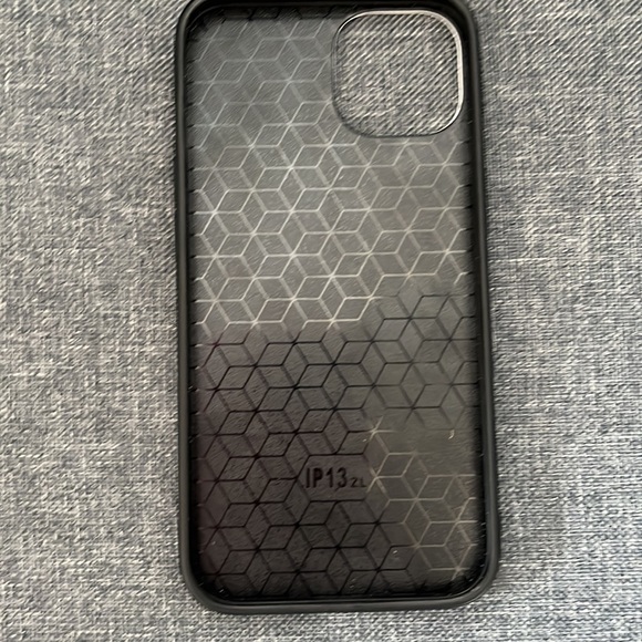 I phone case for IPhone 13 - Picture 2 of 2